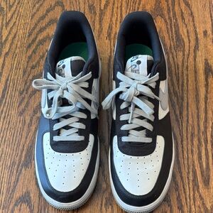 2021 Nike Air Force 1 Low '07 LV8 EMB 'Raiders'
 GREAT condition - size 12